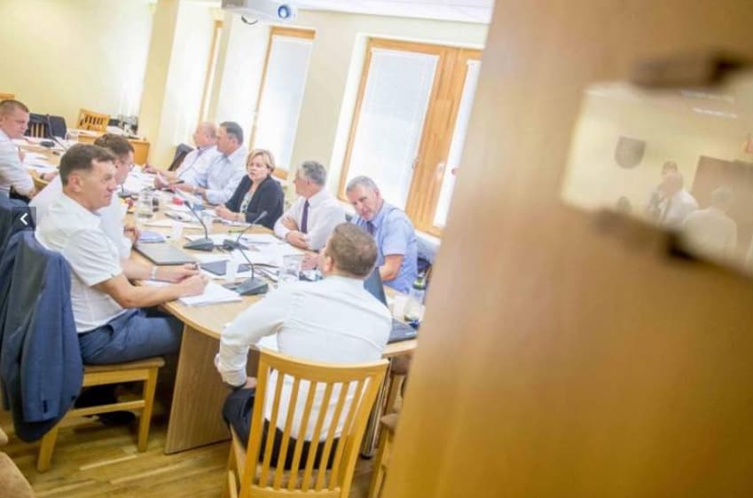 NSGK nariai išliejo daug prakaito negailėdami savo jėgų posėdžiuose kovojant už teisingesnę Lietuvą. Nuotr. facebokk.com
