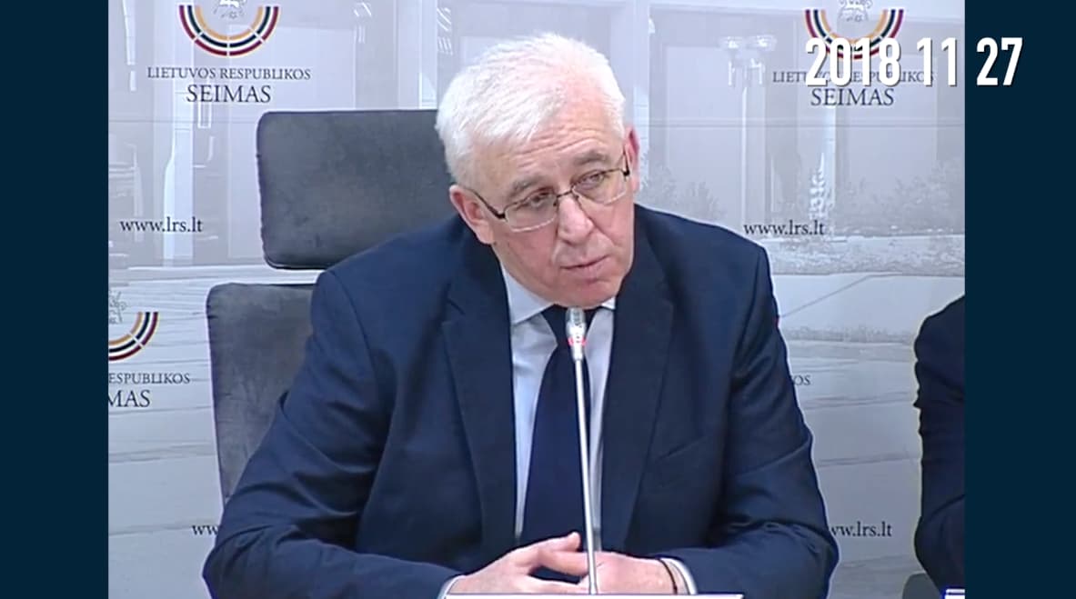 Ukrainos ambasadorius V. Jacenkivskis išsamiai paaiškino, ką duos jo šaliai karinės padėties įvedimas