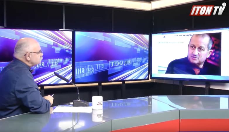 Manoma, kad per ketverius metus buvo svaresnės priežastys įvesti karinę padėtį Ukrainoje