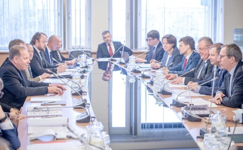 Vyriausybė su Lietuvos šventikų lyderiais aptarė aktualiausius valstybės reikalus