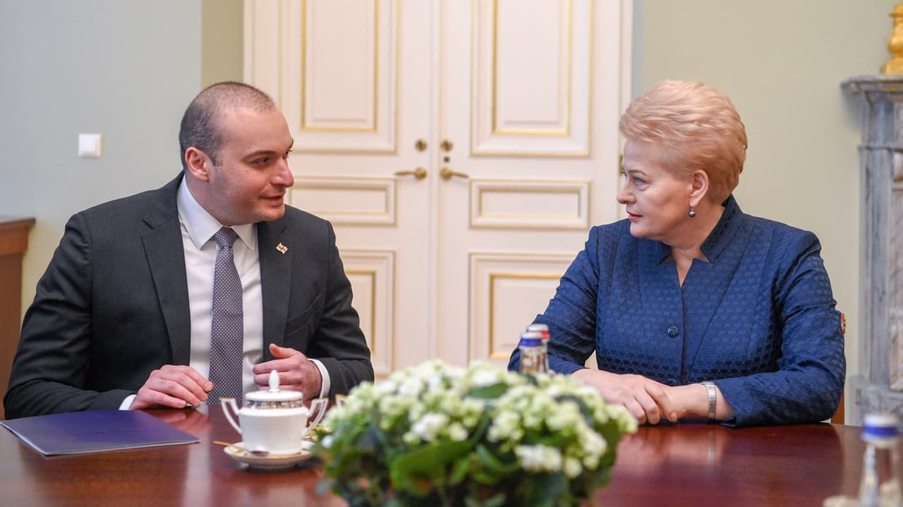 D. Grybauskaitė (dešinėje). Nuotr. prezidentas.lt