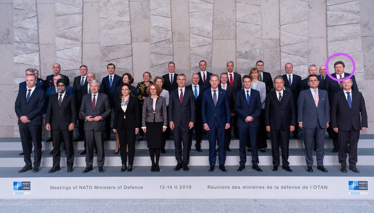 Skandalas: NATO susitikime Krašto apsaugos ministras R. Karoblis patyrė laikinojo Pentagono vadovo akibrokštą
