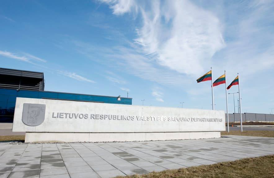 Tapo visiškai neaišku, kieno nurodymu į Seimo rūmus neįleidžiami piliečiai