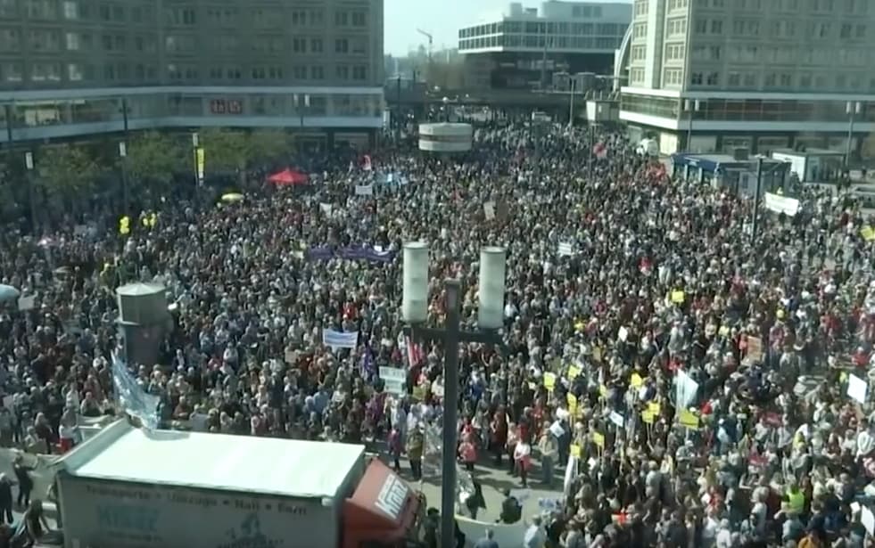 Vokietijoje žmonės aktyvūs: Berlyne protestai dėl per didelių kainų būstui
