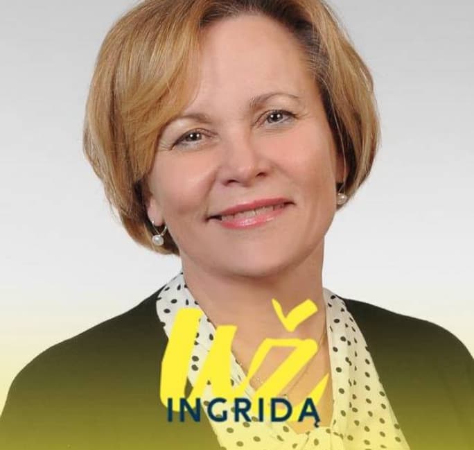 R. Juknevičienė: A. Juozaičio žmona Oksana gal dar neskaito lietuviškai, tai turbūt ir nežino, ką jos vyras tautai pasakoja