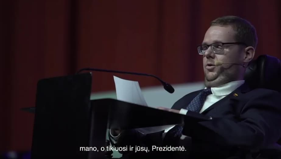 J. Džiugelis nesigailėdamas įgėlė G. Nausėdai