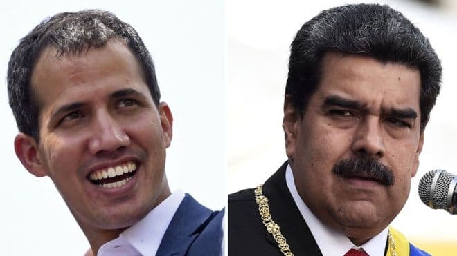 JAV statytinis Chuanas Gvaido ir Venesuelos prezidentas Nikolasas Maduro (dešinėje).