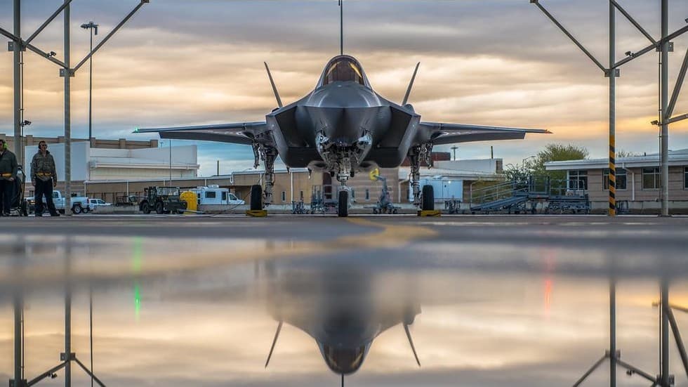 JAV lėktuvas Lockheed Martin F-35.