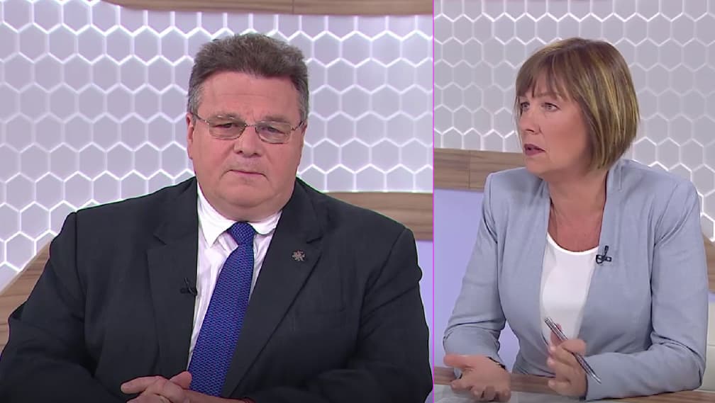 Buvęs jaunuolis atėjo paverkti ant peties patyrusiai kolegei propagandistei ir prisipažino apie svajonę tapti komisaru