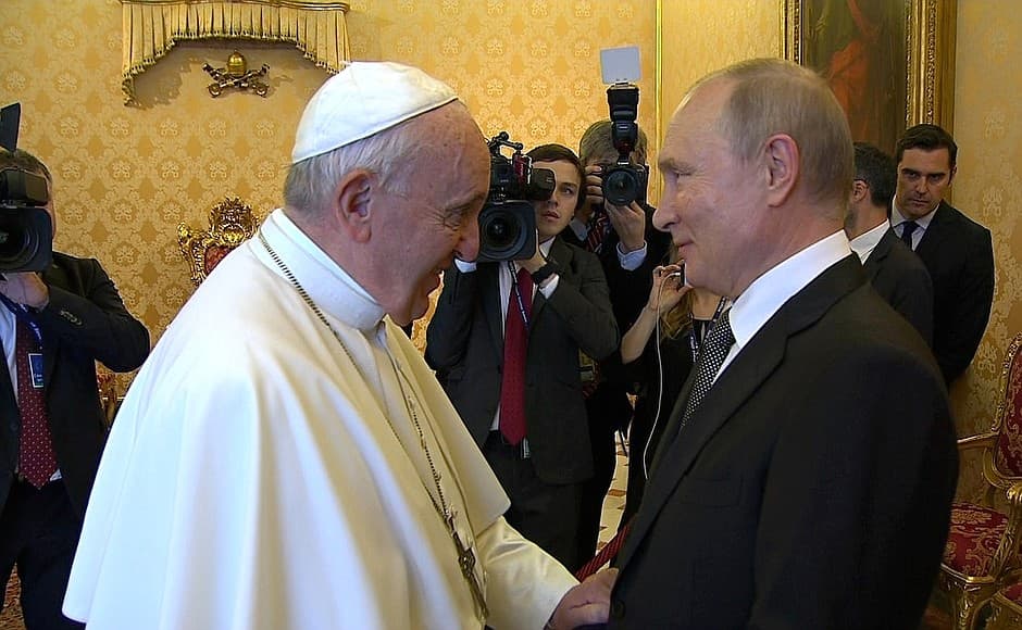 Tai jau trečiasis pontifiko ir Rusijos prezidento susitikimas.