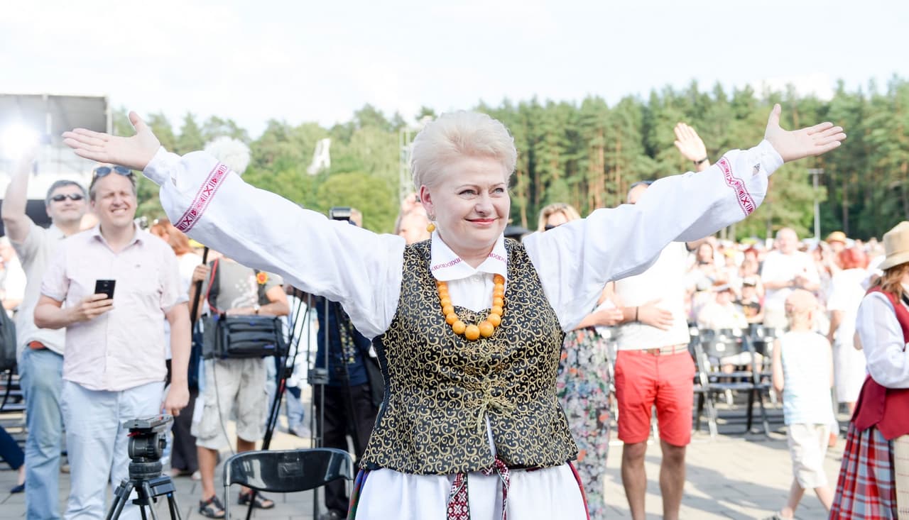 Nepriklausomybės šauklė: Baltijos kelio 30-metis mums padeda iš naujo pažvelgti į savo koordinačių sistemą