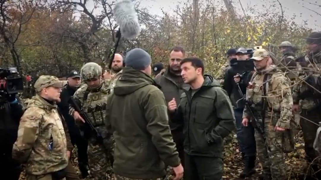 Ukrainos prezidentas tarė griežtą žodį „Azov“ aktyvistams