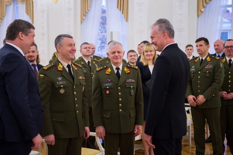 V. Rupšys (antras iš kairės), G. Zenkevičius (antras iš dešinės). Alfredo Pliadžio nuotr.