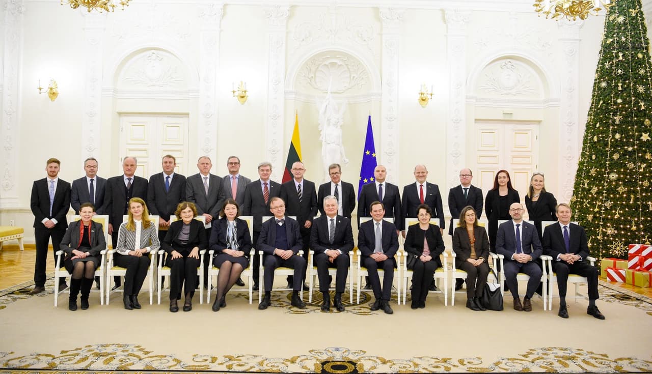 G. Nausėda nenori antro greičio Lietuvos Europoje, o santykiuose su Rusija išlieka ryžtingas