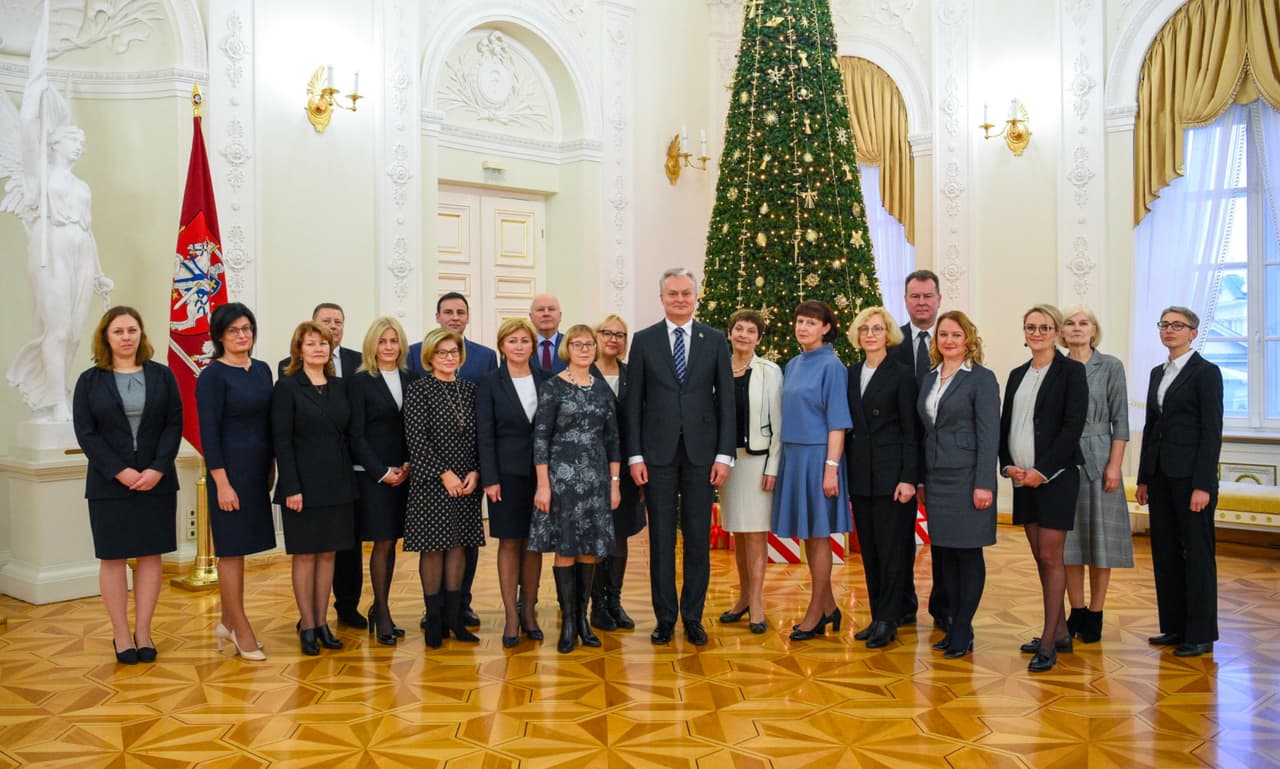 Prezidentas G. Nausėda padėkojo teisėjams už atsakingą, sąžiningą, profesionalų darbą