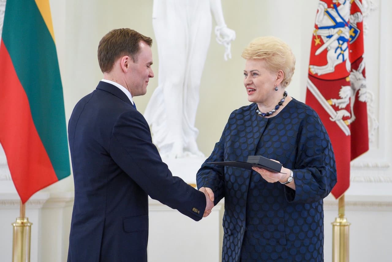 M. Lingė (kairėje). Nuotr. facebook.com