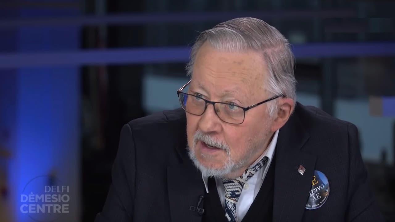 Atakos tęsiasi: vidaus priešai Vytautą Landsbergį paniekinamai išvadino senu sukčiumi ir kitais baisiais žodžiais