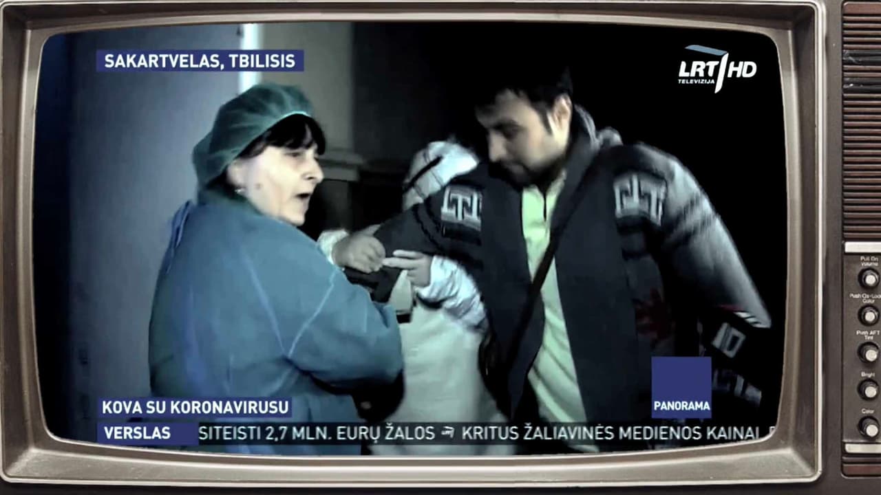 Gruzijoje su korona virusu kaunasi plikomis rankomis ir atviromis burnomis
