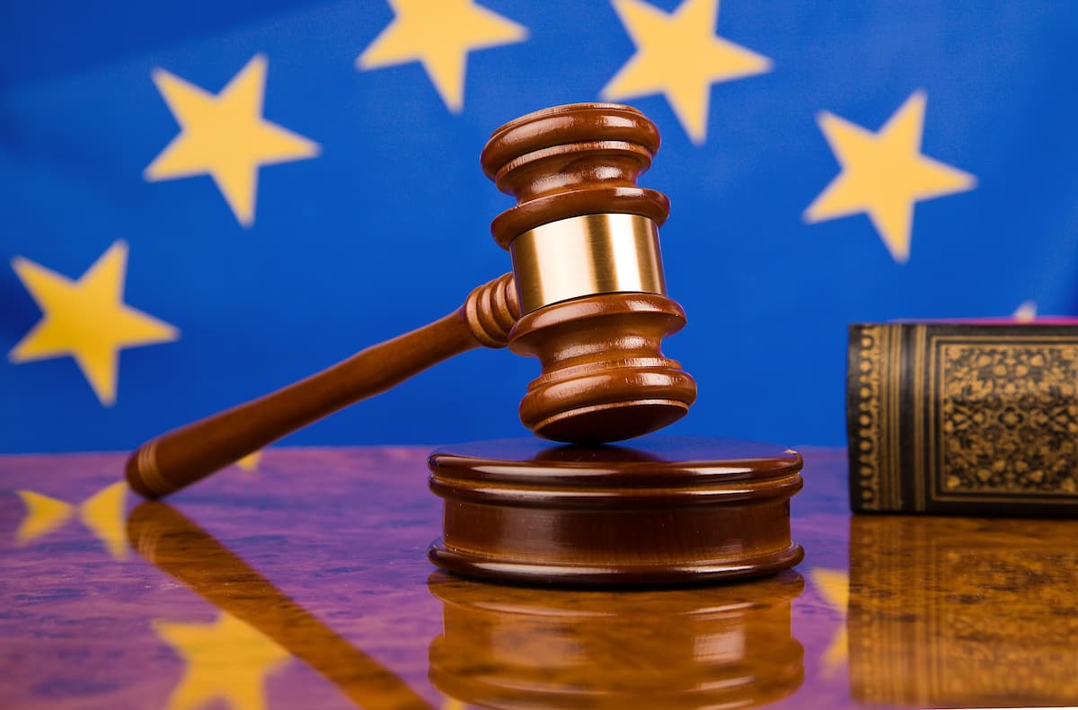 Europarlamentarai reikalauja privalomo ES vertybių apsaugos mechanizmo