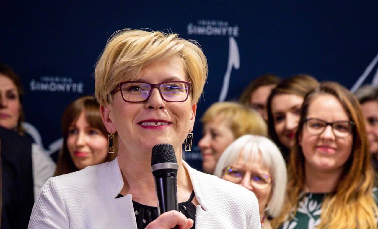 Nemeluojančios Vyriausybės premjerė Ingrida Šimonytė. Nuotr. facebook.com