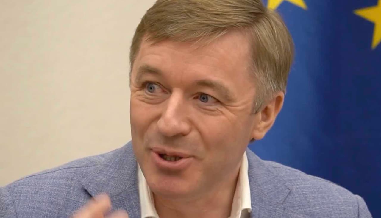 Dėl pedofilijos skandalo prezidentas Landsbergis stipriai kirto Karbauskiui