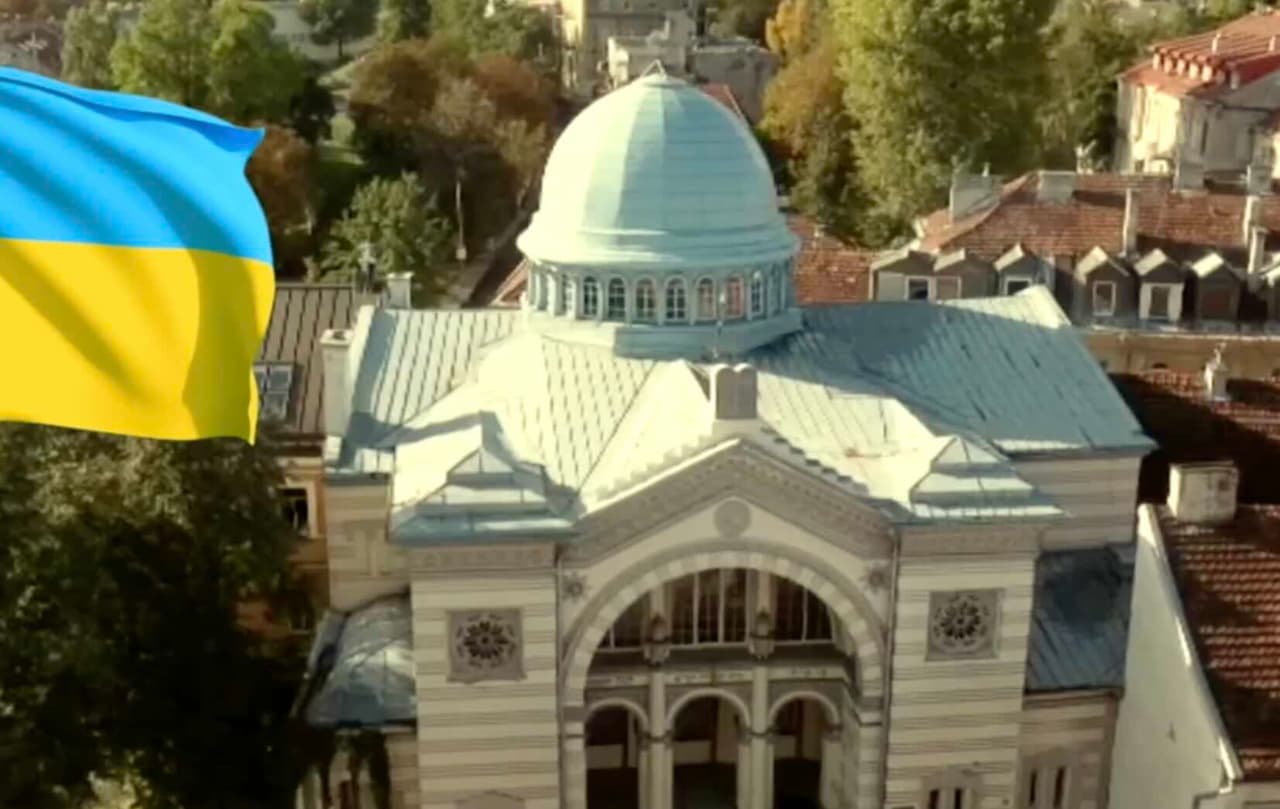 Vilniuje taksistas išlaipino vaiką, esą sužinojęs, kad tas vaikas žydas