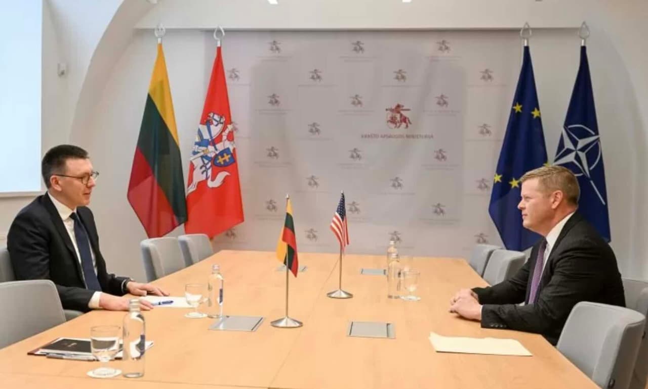 Tomkus informavo, kad Lietuva siekia padėti Ukrainai pasiekti pergalę greitai