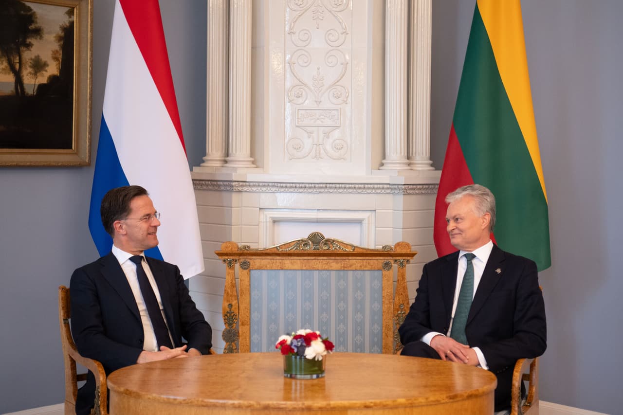 Nausėda: privalome žengti dar vieną žingsnį artinant Ukrainą prie NATO