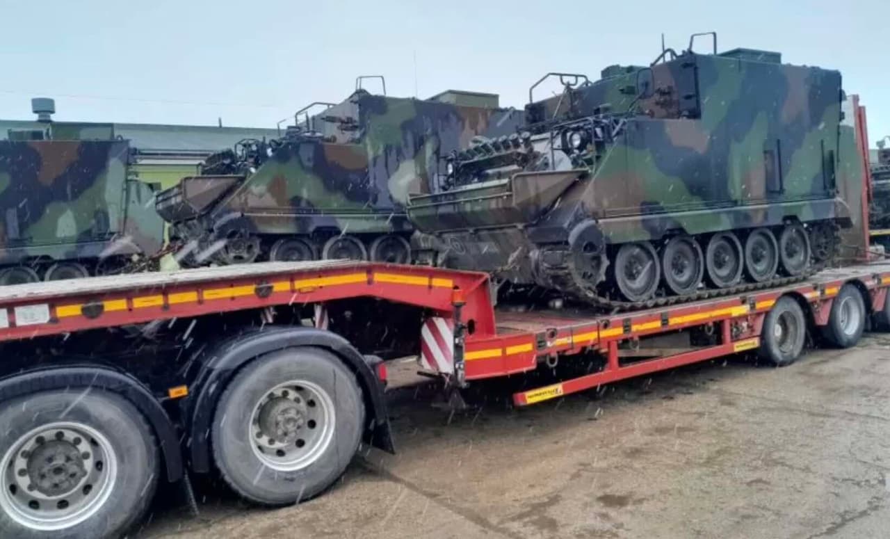 Siekiant greitesnės pergalės, Lietuva perdavė Ukrainai šarvuočius M577