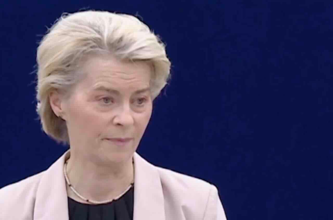 Europos Komisijos pirmininkė: Europos automobilių pramonė, tai Europos Sąjungos pasididžiavimas