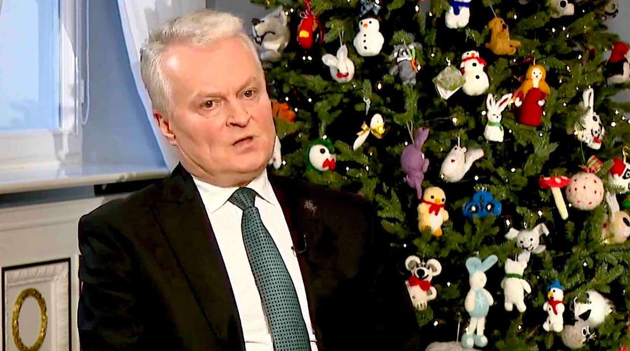 Nausėda informavo, kad Rusija jam meta iššūkį, meta baltą pirštinę