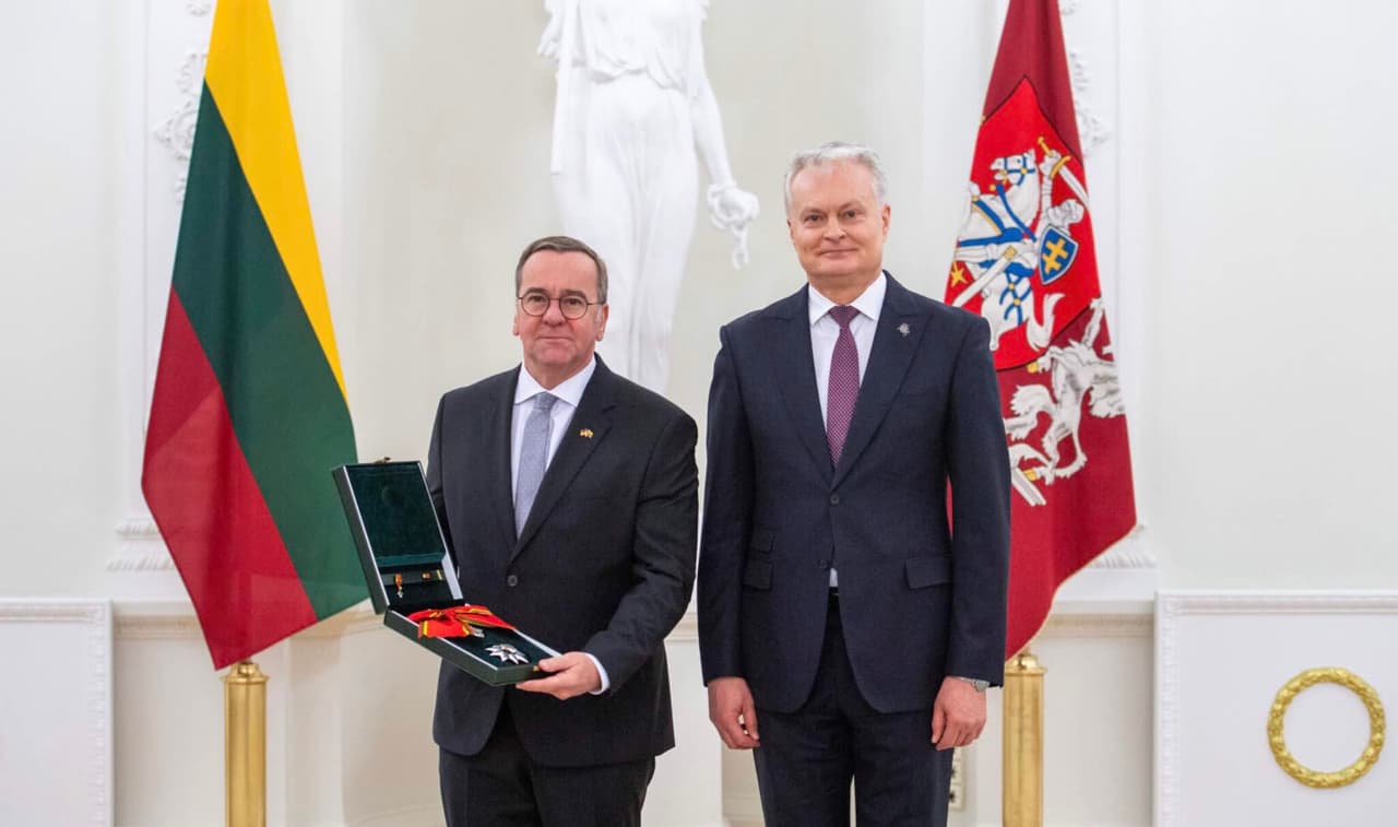 Nausėda apdovanojo vokietį ir įvardino svarbiausią prioritetą