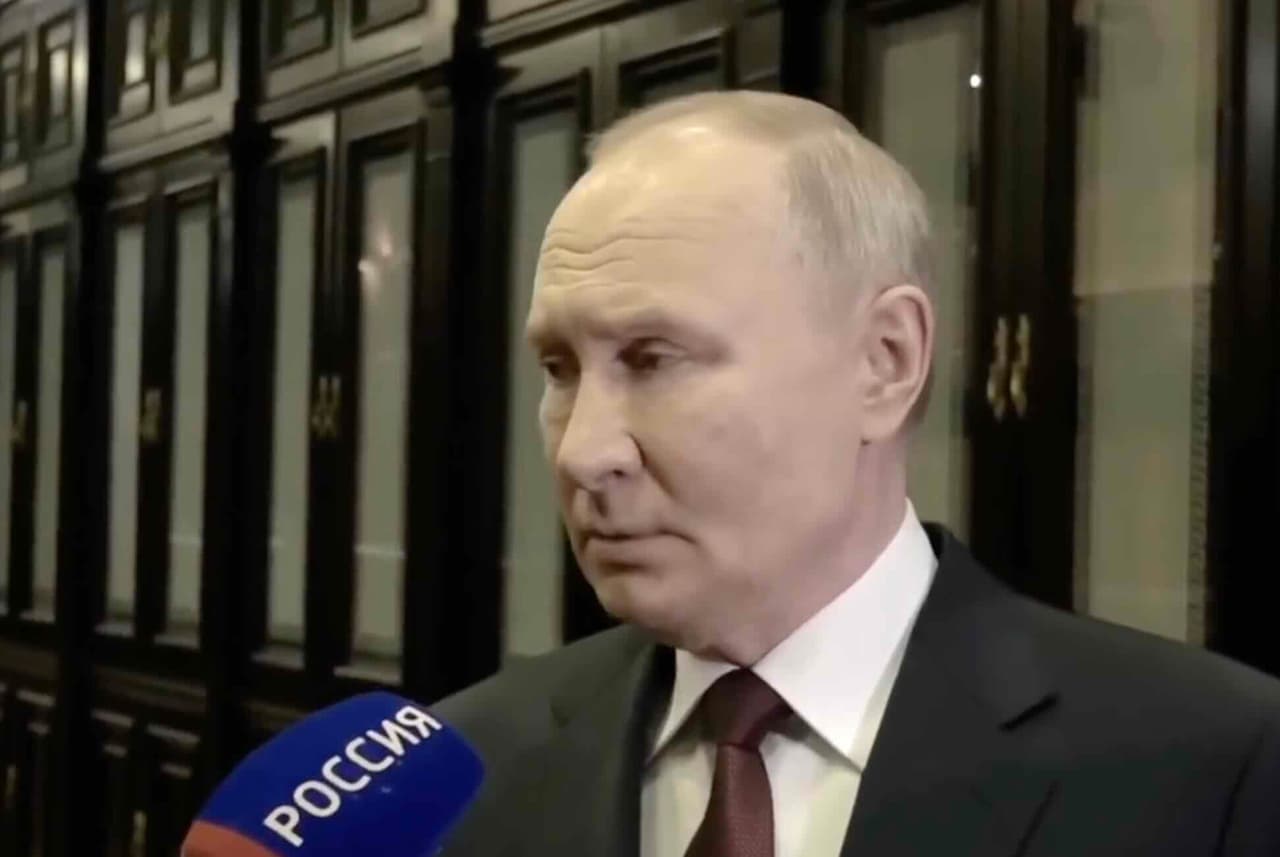 Putinas neprieštarauja Trampo minčiai, esą karo Ukrainoje nebūtų, jei ne Baidenas