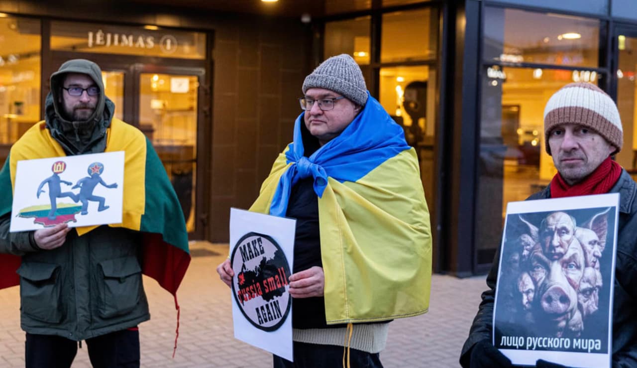 Lietuvos šviesuomenė Vilniuje vėl surengė protestą prieš rusų kultūrą