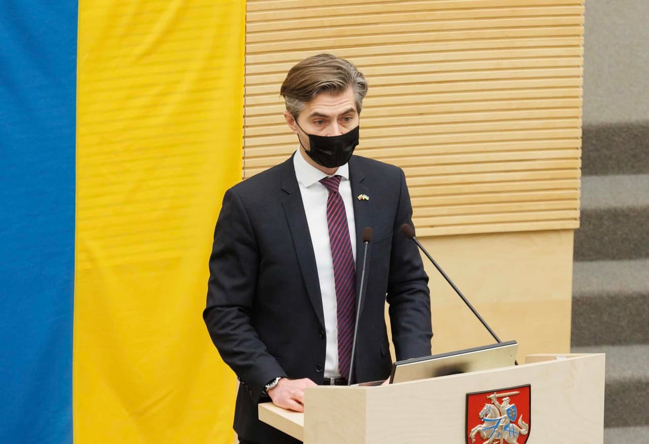 Nausėdos Budrys Briuselyje aptars garantijas Ukrainai ir transatlantinę vienybę