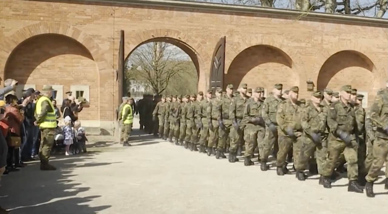 Lietuvą nuo Rusijos ginsiantis Bundesveras, Vokietijoje susiduria su iššūkiais – problemos sprendžiamos