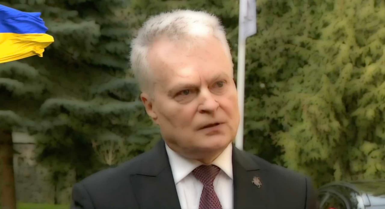 Nausėda taip ir nesulaukė atsakymų iš popiežiaus Pranciškaus
