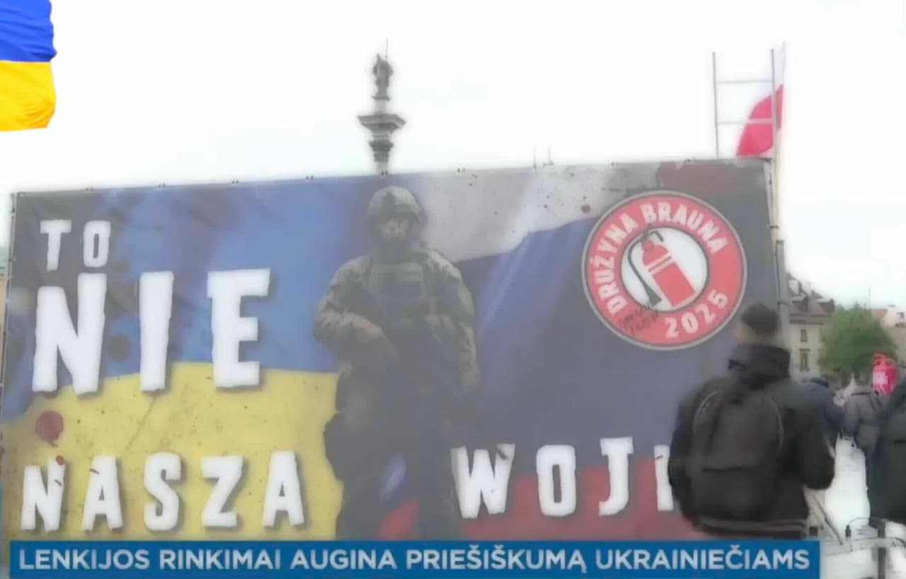 Lenkijoje jaučiama Kremliaus ranka, nukreipta prieš ukrainiečių pabėgėlius