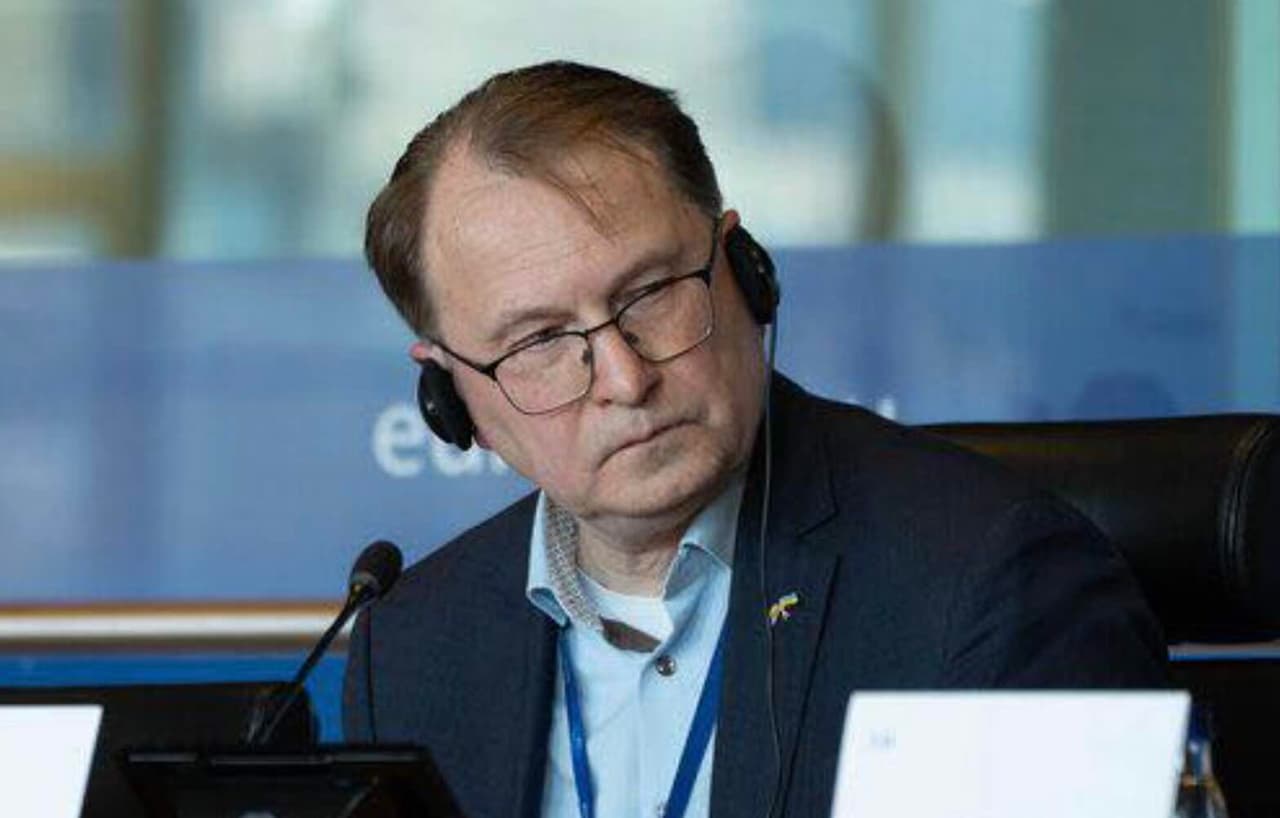 Žalimas siekia uždaryti Žemaitaičio vadovaujamą partiją „Nemuno aušra“