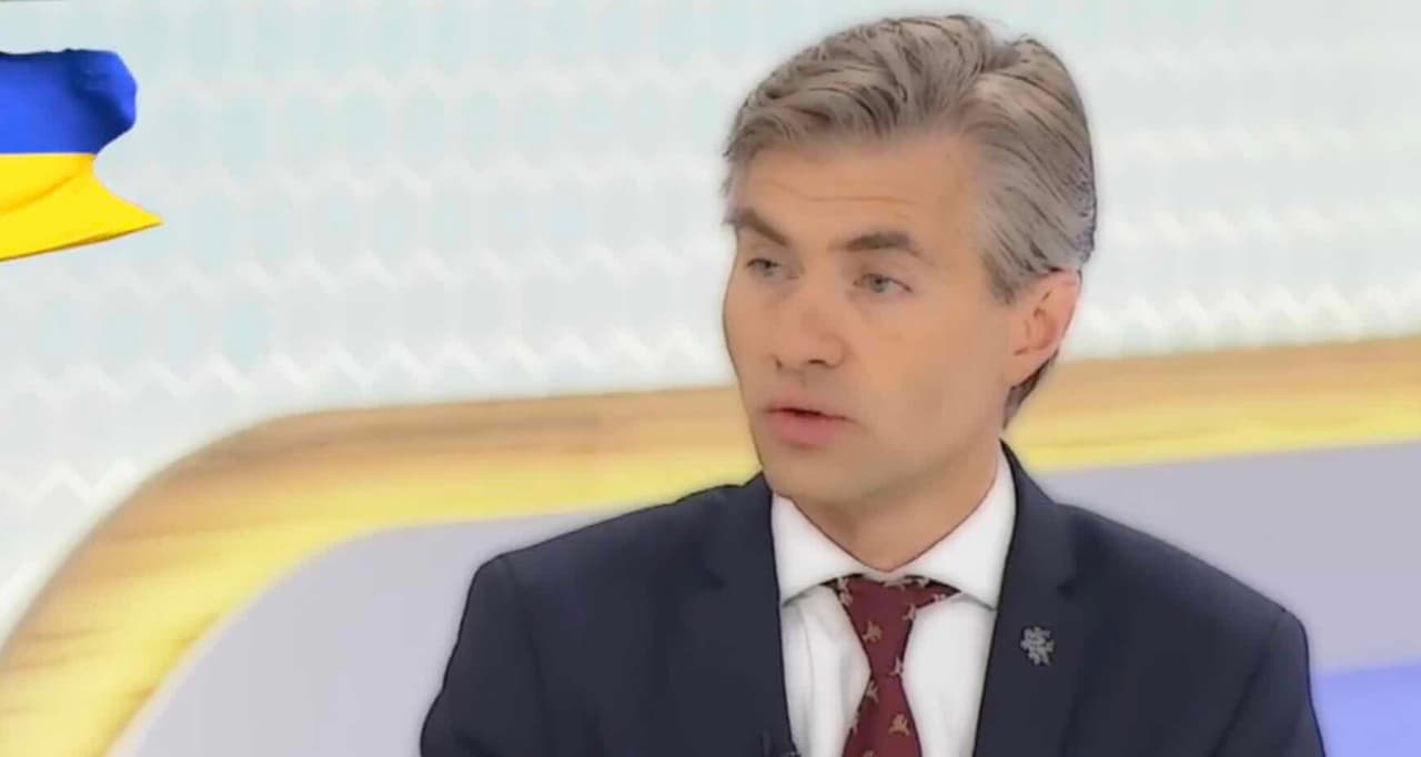 Nausėdos Budrys pranešė, kad amerikiečiai turi ginklų gamybos pajėgumą, o europiečiai pinigus, už kuriuos viską pirks Ukrainai