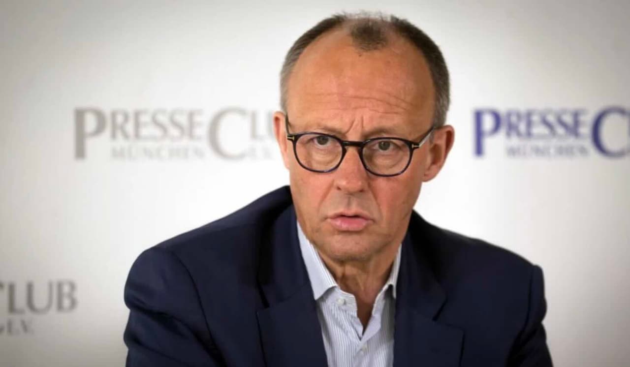 Merz perspėjo, kad Putinui gali neužtekti drąsos susitikti su Zelenskiu