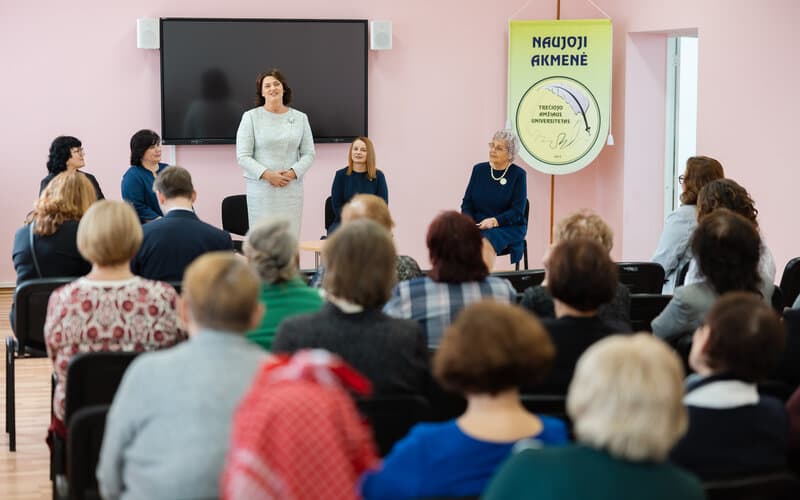 Nausėdienė su darbo vizitu lankėsi Naujojoje Akmenėje