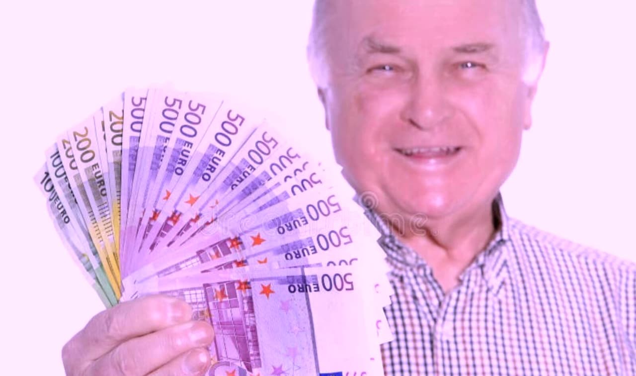 Nuo Naujųjų – šimtai tūkstančių Lietuvos gyventojų mėgausis didesniais pinigais