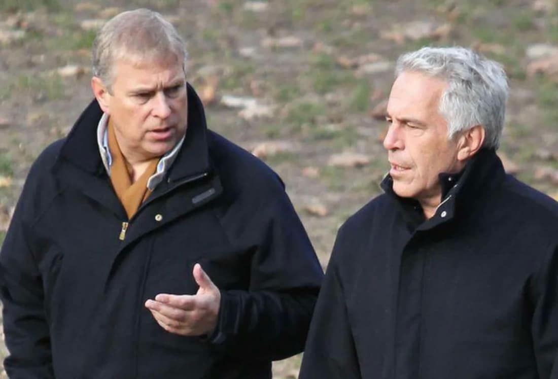 Jeffrey Epstein (dešinėje).