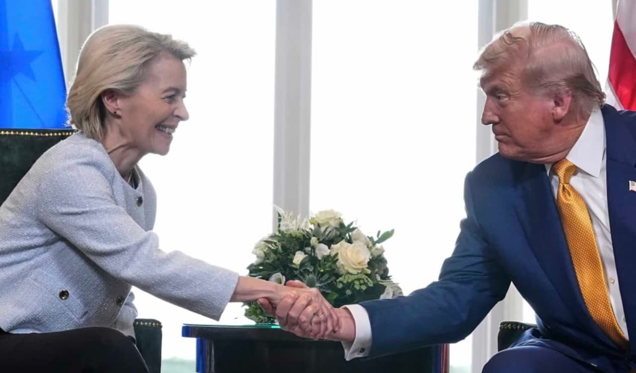 ES ir JAV prekybos „kompromisas“: Europa nusileidžia, Amerika išlaiko tarifus