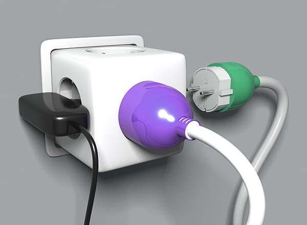Kainų komisija turėtų nustatyti 2–3 centais mažesnes elektros kainas