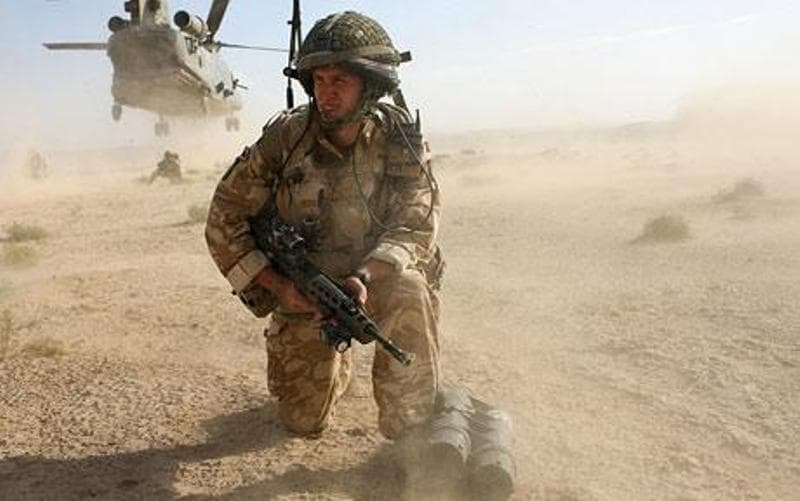 Pernai daugiau britų karių nusižudė nei žuvo Afganistane