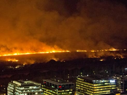 Gaisras Argentinos sostinėje. AP nuotr.
