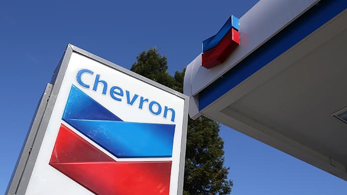 „Chevron“ Niujorko teisme bandys prisiteisti 18 milijardų dolerių iš Ekvadoro