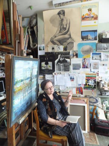 Tapytoja G. Vitartaitė dirbtuvėje